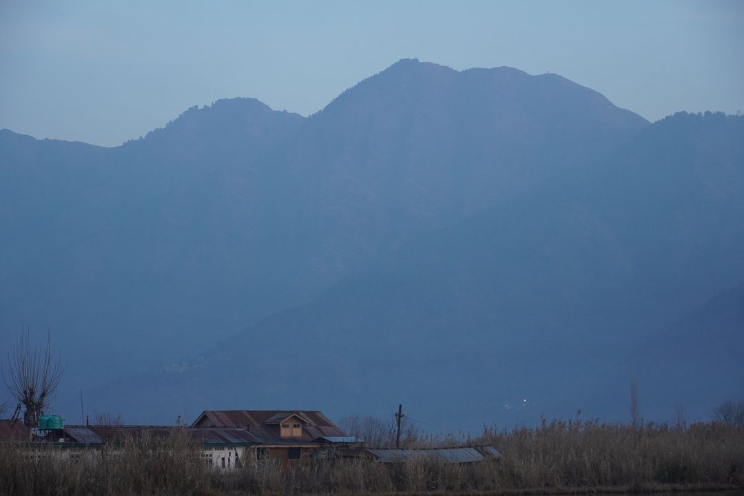 a house in the mist